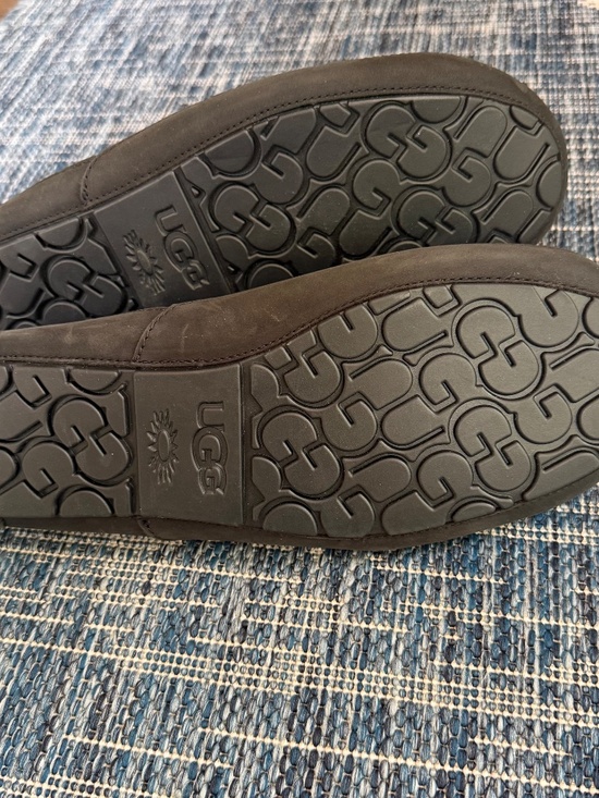 NWOB UGG Ascot Leather Moccasin Slipper Black Men\'s Size 10 EEE main image 6